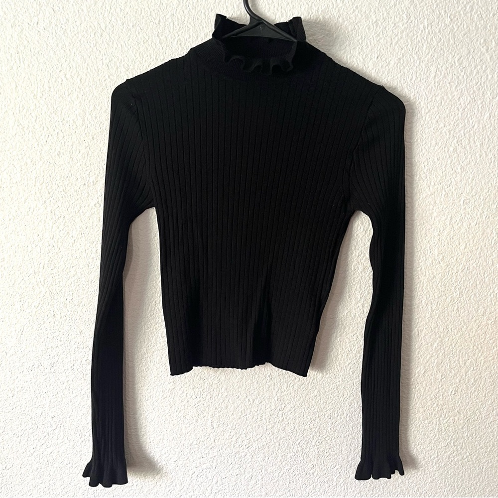 H&M Black Ribbed Jersey Knit Cropped Sweater High Ruffle Neck Sz XS
